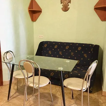 Апартаменты Svobody, Near The Opera