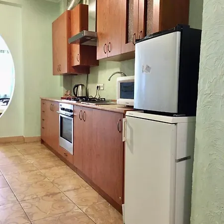 Svobody, Near The Opera * 利沃夫