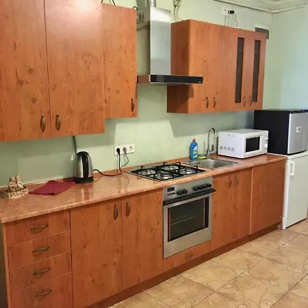 Svobody, Near The Opera