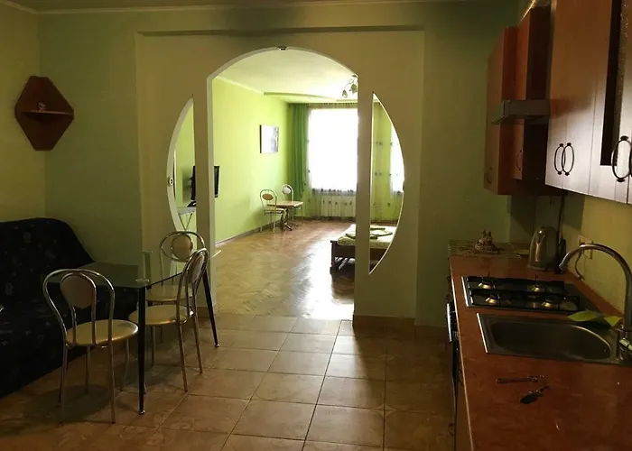 Svobody, Near The Opera Appartamento *